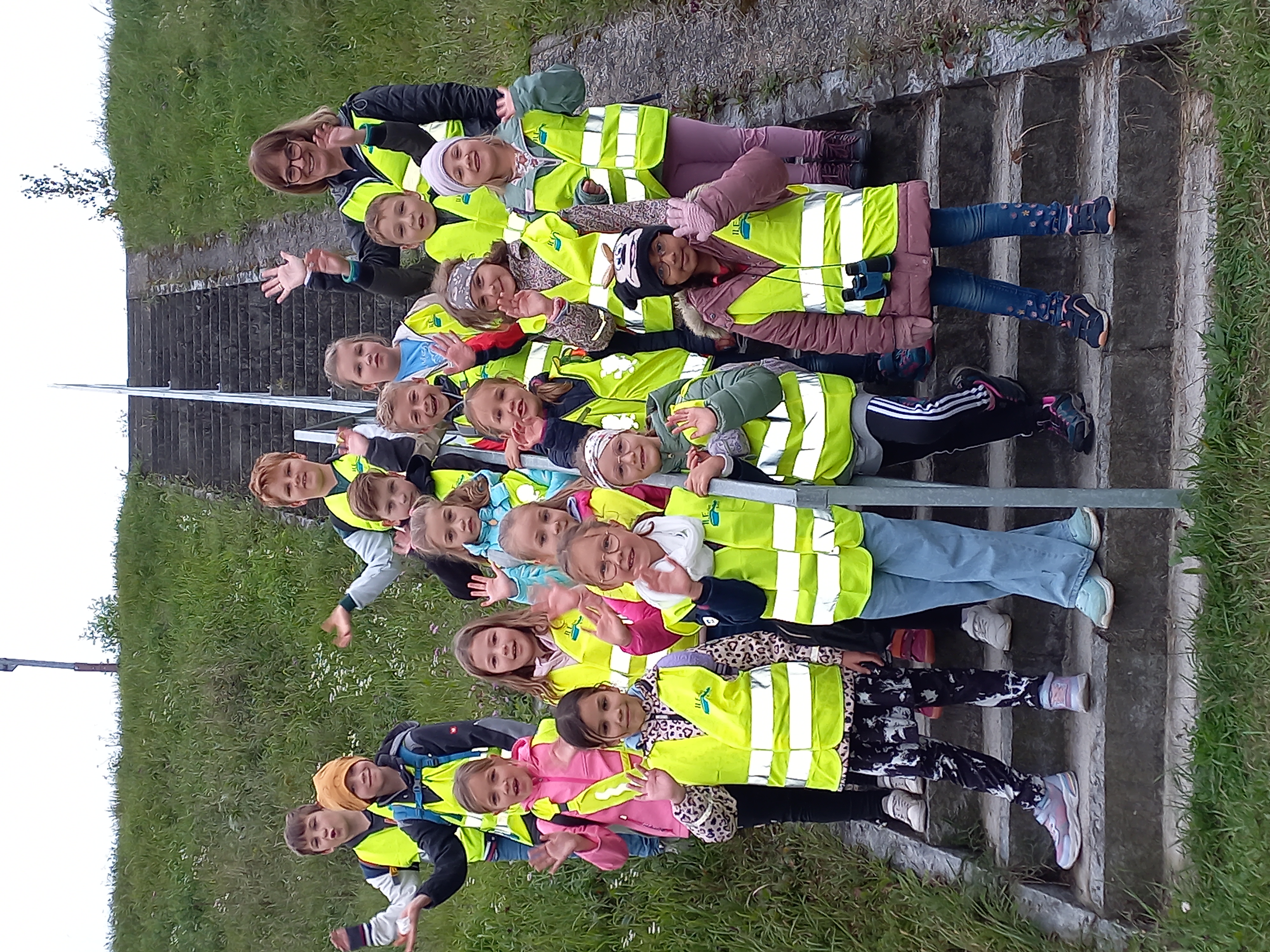 Klassenfoto der Klasse 2b